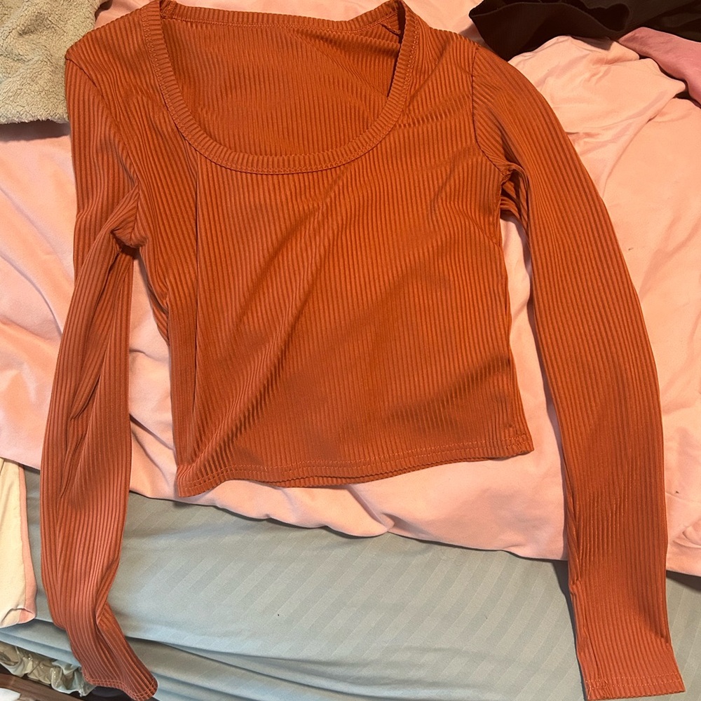 Ribbed Scoop Neck Long Sleeve Top - Rust